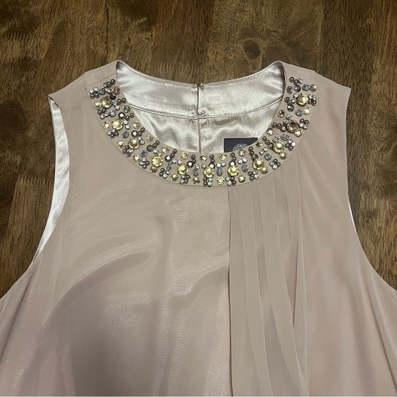 VINCE CAMUTO | Taupe Neck Embellished Chiffon Layered Trapeze Dress Size 10 - Picture 2 of 9